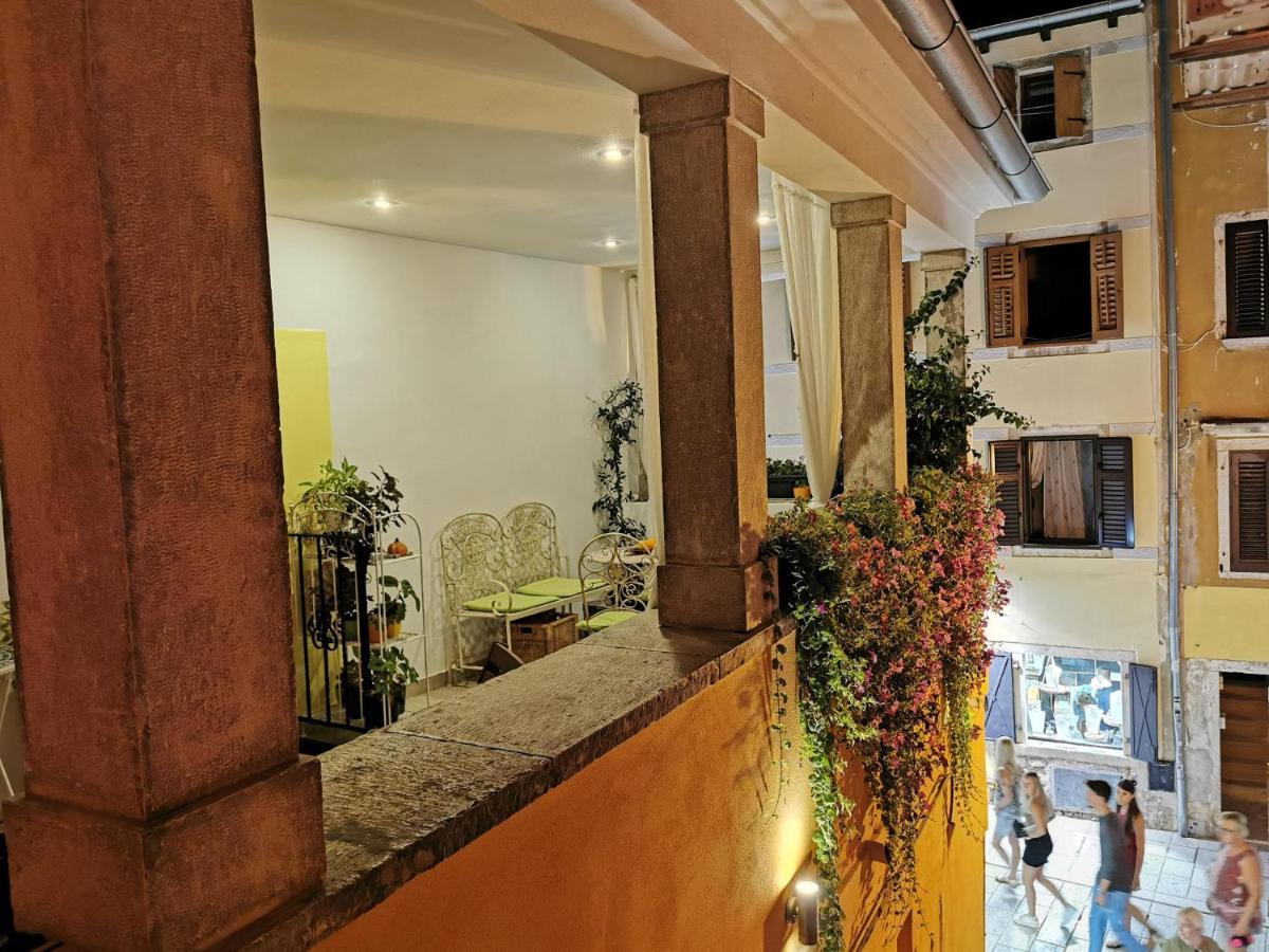 Apartments Carera 42 โรวีน ภายนอก รูปภาพ